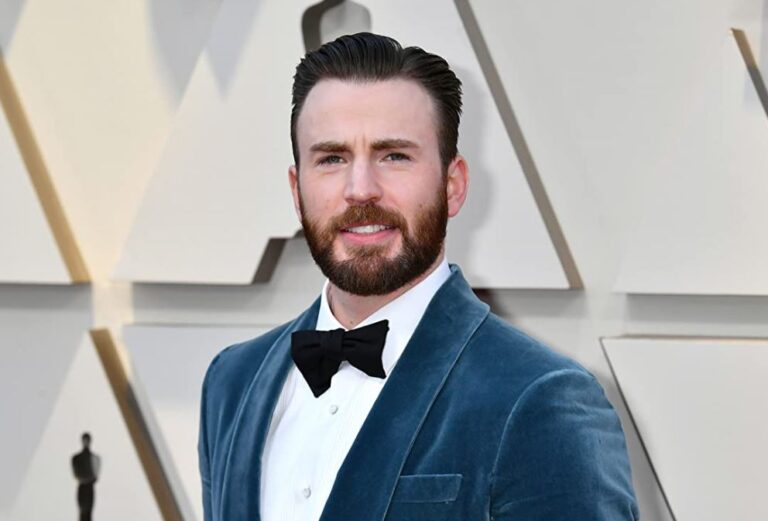 Chris Evans Net Worth in 2022 (Updated) AQwebs