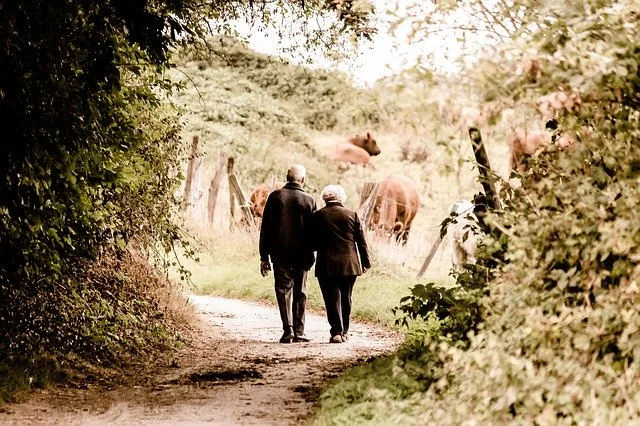 Money can't buy Love Financial stress brings couples closer